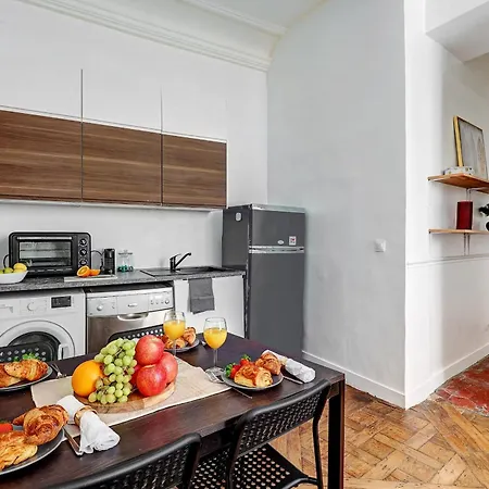 Bnbnova - Heart Of Le Marais Appartamento *